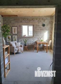 Дом 70м&sup2;, 2-этажный, участок 3 сот.  