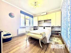 Дом 181м&sup2;, 3-этажный, участок 5 сот.  