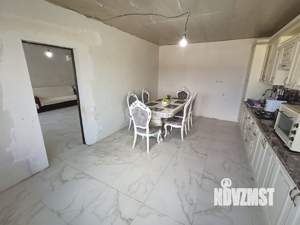 Дом 218м&sup2;, 2-этажный, участок 5 сот.  