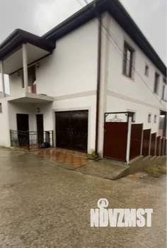 Дом 152м&sup2;, 2-этажный, участок 3 сот.  