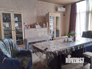 Дом 180м², 2-этажный, участок 6 сот.  