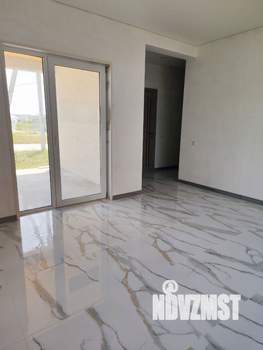 Дом 100м&sup2;, 1-этажный, участок 4 сот.  