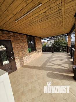 Дом 246м², 2-этажный, участок 8 сот.  