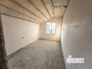 Дом 140м&sup2;, 2-этажный, участок 4 сот.  