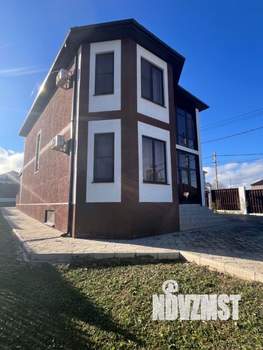 Дом 199м&sup2;, 2-этажный, участок 6 сот.  