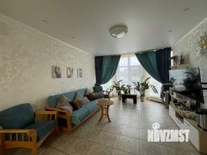 Дом 180м², 3-этажный, участок 5 сот.  