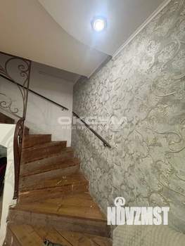 Дом 136м&sup2;, 2-этажный, участок 4 сот.  