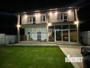 Дом 320м², 2-этажный, участок 6 сот.  