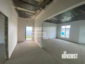 Дом 100м&sup2;, 1-этажный, участок 6 сот.  