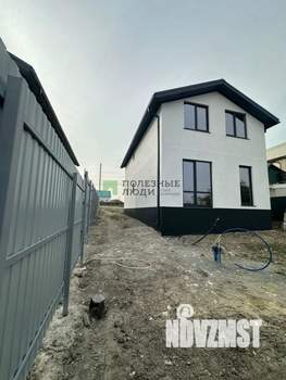 Дом 140м&sup2;, 2-этажный, участок 3 сот.  