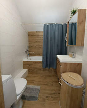 Дом 110м&sup2;, 2-этажный, участок 5 сот.  