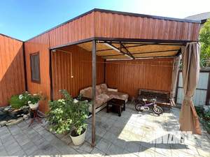 Дом 173м&sup2;, 2-этажный, участок 4 сот.  