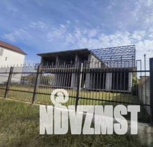 Дом 475м&sup2;, 2-этажный, участок 6 сот.  