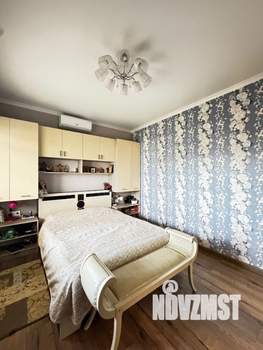 Дом 180м&sup2;, 2-этажный, участок 5 сот.  