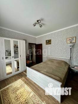 Дом 242м², 2-этажный, участок 10 сот.  