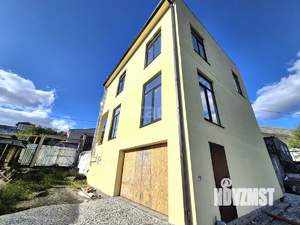 Дом 227м&sup2;, 2-этажный, участок 5 сот.  