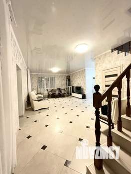 Дом 214м&sup2;, 2-этажный, участок 4 сот.  