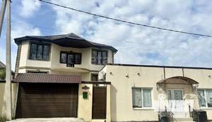 Дом 217м&sup2;, 2-этажный, участок 5 сот.  