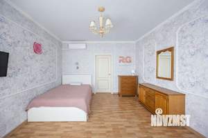 Дом 174м², 2-этажный, участок 5 сот.  