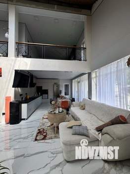 Дом 160м&sup2;, 2-этажный, участок 16 сот.  