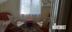 Дом 251м², 3-этажный, участок 4 сот.  