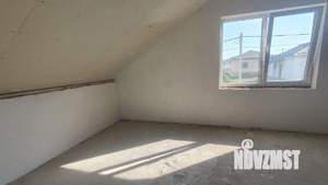 Дом 120м&sup2;, 2-этажный, участок 4 сот.  