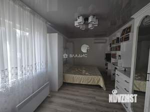 Дом 145м&sup2;, 2-этажный, участок 4 сот.  