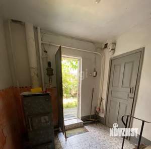 Дом 133м&sup2;, 3-этажный, участок 6 сот.  