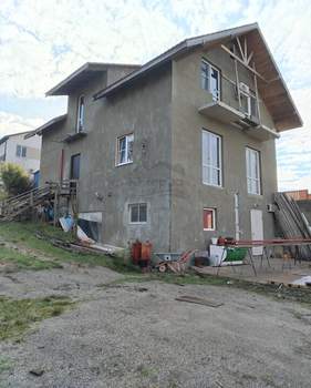 Дом 238м&sup2;, 3-этажный, участок 6 сот.  