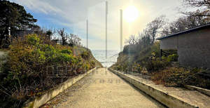 Дом 100м&sup2;, 2-этажный, участок 60 сот.  