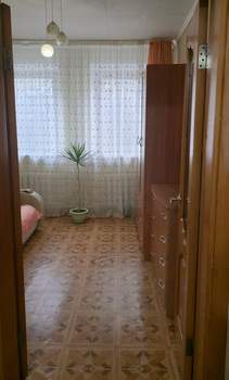 Дом 200м&sup2;, 2-этажный, участок 4 сот.  