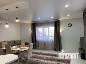 Дом 178м&sup2;, 2-этажный, участок 5 сот.  