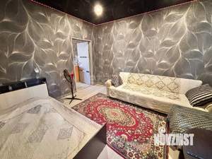 Дом 100м&sup2;, 2-этажный, участок 5 сот.  