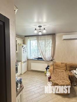 Дом 111м&sup2;, 2-этажный, участок 4 сот.  