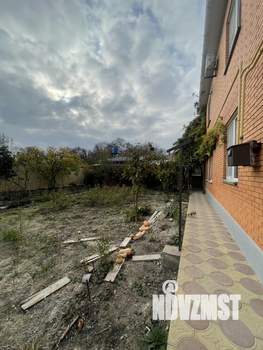 Дом 236м&sup2;, 2-этажный, участок 8 сот.  