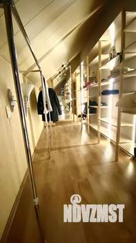 Дом 370м², 2-этажный, участок 10 сот.  