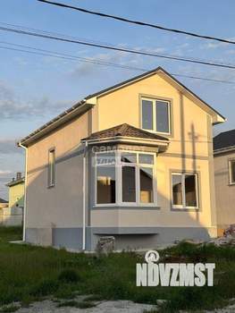 Дом 100м&sup2;, 2-этажный, участок 3 сот.  