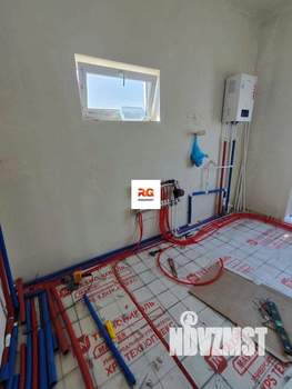 Дом 130м&sup2;, 2-этажный, участок 10 сот.  