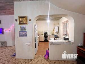 Дом 161м&sup2;, 2-этажный, участок 4 сот.  