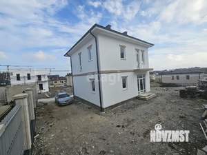 Дом 130м&sup2;, 2-этажный, участок 4 сот.  