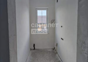 Дом 100м&sup2;, 1-этажный, участок 6 сот.  