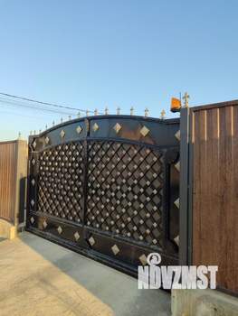 Дом 97м², 2-этажный, участок 4 сот.  