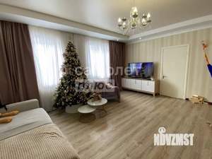 Дом 260м&sup2;, 2-этажный, участок 7 сот.  