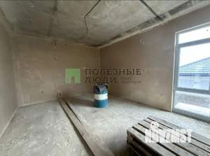 Дом 180м&sup2;, 3-этажный, участок 3 сот.  