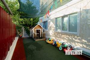 Дом 296м&sup2;, 1-этажный, участок 7 сот.  