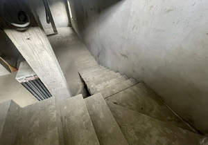 Дом 300м&sup2;, 2-этажный, участок 6 сот.  