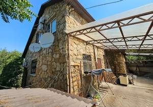 Дом 213м², 2-этажный, участок 8 сот.  