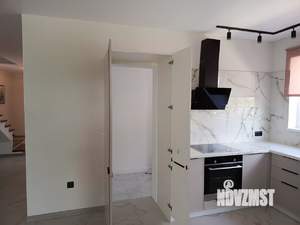 Дом 145м&sup2;, 2-этажный, участок 5 сот.  