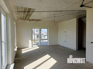 Дом 168м&sup2;, 2-этажный, участок 5 сот.  