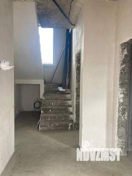 Дом 120м&sup2;, 2-этажный, участок 4 сот.  